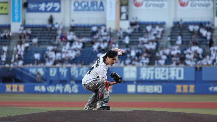 那須川天心がセレモニアルピッチ「マウンドからの景色は最高でした」