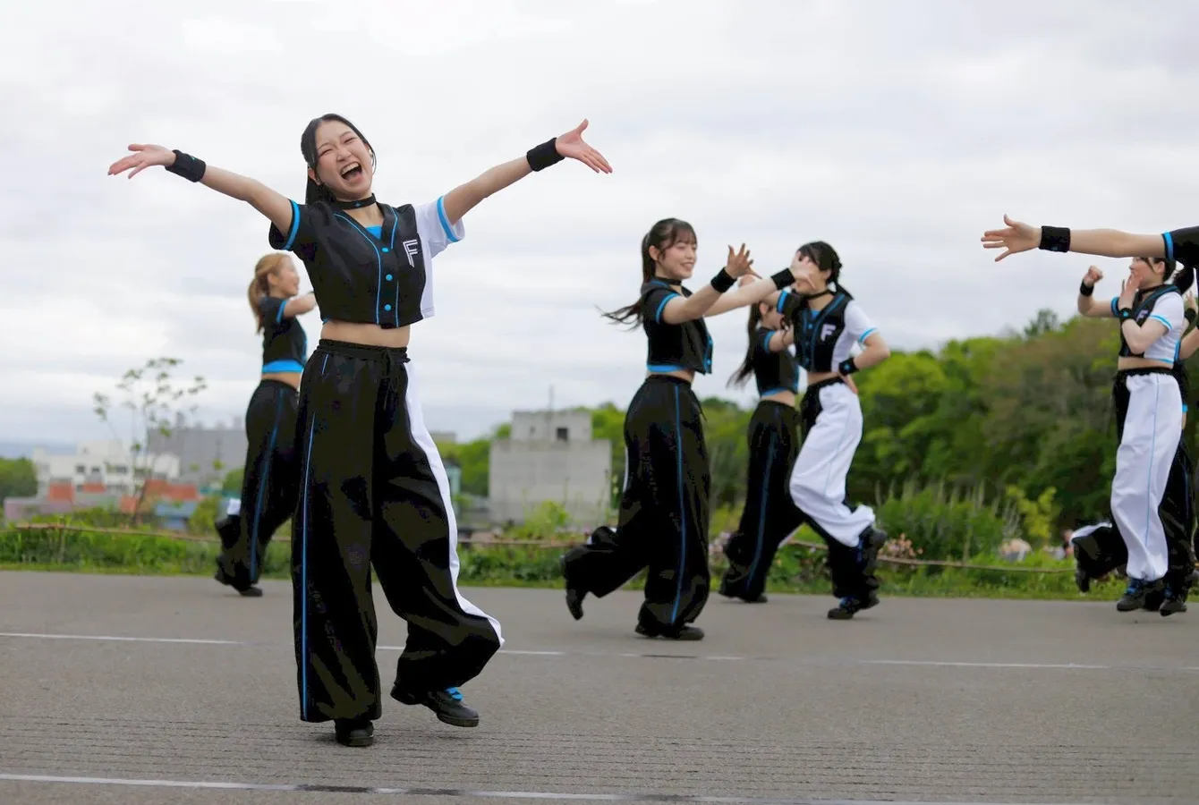 エスコンフィールドHOKKAIDOでの活動の様子 © H.N.F.