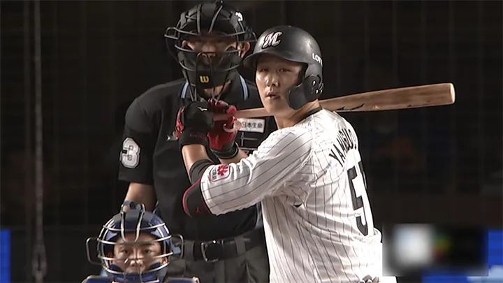 一矢報いる一発！　山口航輝に7号ソロが飛び出す「自分のやるべきことを」