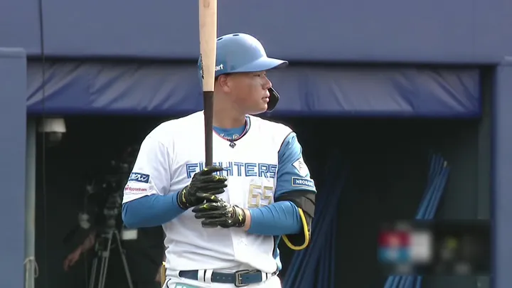 北海道日本ハムファイターズ・明瀬諒介選手 ©パーソル パ・リーグTV
