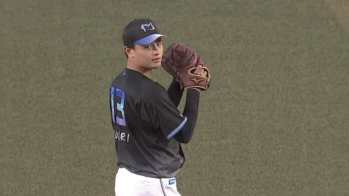 毛利海大が6回0封で3勝目　小川龍成は決勝の3点適時三塁打