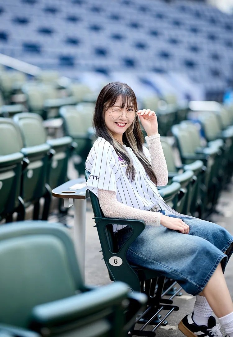 NAHOさん ©C.L.M.