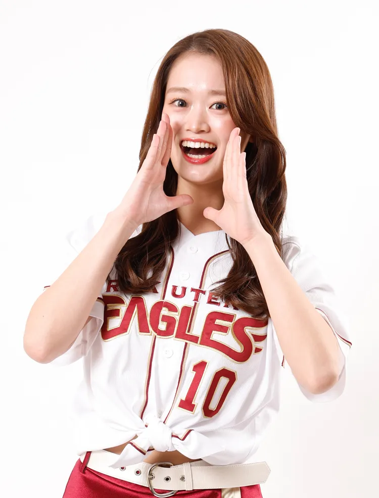 KYOKAさん  ©Rakuten Eagles