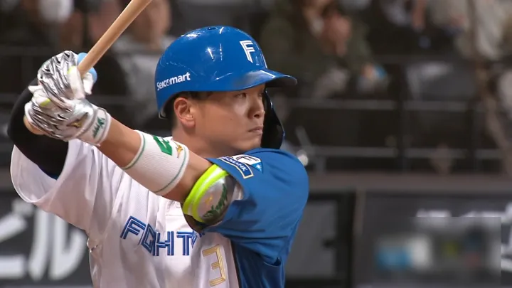 北海道日本ハムファイターズ・郡司裕也選手©パーソル パ・リーグTV