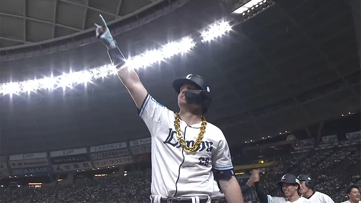 ネビンが終盤に逆転の18号3ラン　リリーフ陣も好投で埼玉西武勝利