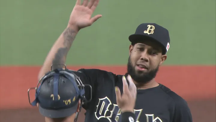 エスピノーザが5安打7Kで来日初完封！　7安打4得点のオリックス勝利